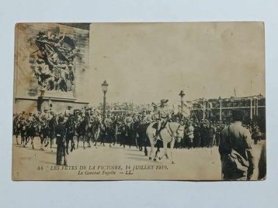 Serbarile victoriei, pe 14 iulie 1919, cu generalul Fayolle foto