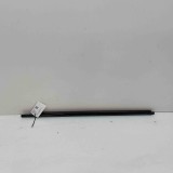 Chedar geam ușă st&acirc;nga față LAND ROVER RANGE ROVER VELAR L560 2018 OEM: J8A2-21453-AD