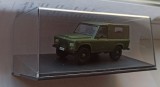 Macheta ARO 240 verde armata - IXO/ DeAgostini 1/43 vitrina plexy, 1:43