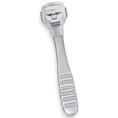 Instrument curatat pentru pedichiura metalic