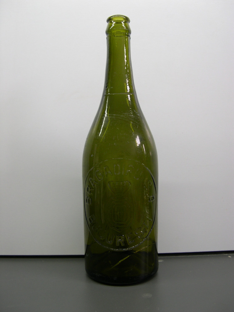 Sticla de BERE BRAGADIRU 1942, 650 ml, Sticla Turda | Okazii.ro