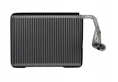 Evaporator BMW Seria 3, X3 G01, X4 G02, Z4 G29, motor: 1.6 T, 2.0 d, 2.0 T, 3.0 d, 3.0 R6 T, 225x300x38, miez si rezervor din aluminiu brazat, foto