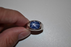 INEL AUR alb 10K + SAFIR STELAR + 4 Diamante - Barbati - Din America - 7.5g. ! foto