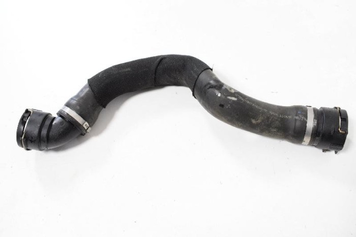 Furtun radiator răcire dreapta JAGUAR XF X260 2016 OEM: C72GC-GX73-8260-AC 3132265