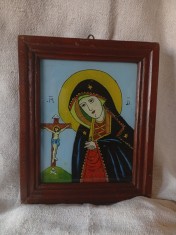 Icoana pe sticla veche, Maica Domnului &Icirc;ndurerată cu Iisus Hristos răstignit