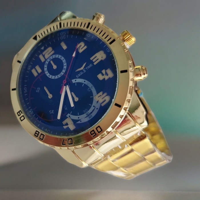 Ceas barbatesc cu bratara metalica aurie, mecanism quartz, display analog