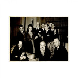 Constantin Br&acirc;ncuși alături de echipa culturală a Rom&acirc;niei, fotografie de presă, 1939