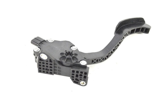 Pedala de accelerație LEXUS RX _L1_ 2014 OEM: 78110-33110,198800-8280 11709842