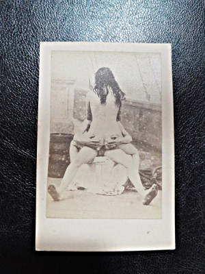 Fotografie veche, cu tema erotica foto