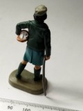 bnk jc Britains Ltd - Farm - femeie cu cosulet si baston