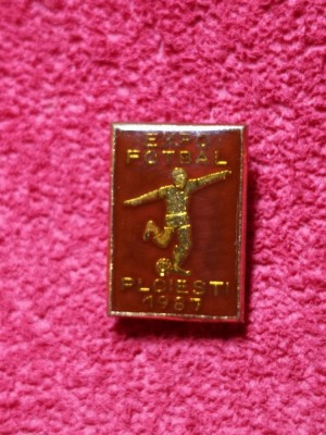 Insigna fotbal - &amp;quot;EXPO&amp;quot; Fotbal 1987 Ploiesti foto