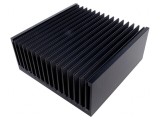 Radiator extrudat cu aripioare negru 200x200x84mm