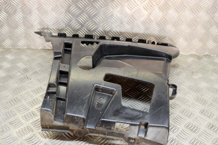 Suport bara de protecție st&acirc;nga spate BMW 3 F30, F80 2015 OEM: 7384465 14425973