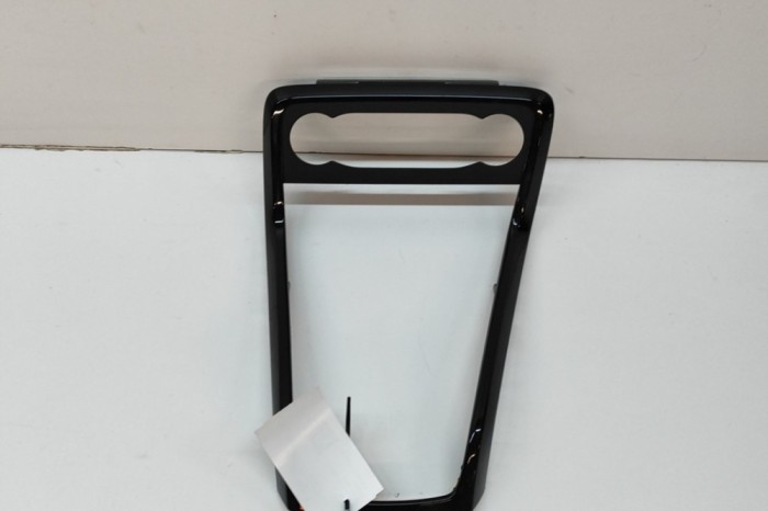 Ornament consola centrală FORD ECOSPORT 2018 OEM: GN15-A045A17-FF,GN15-A045A17-FF3UAW 22406397