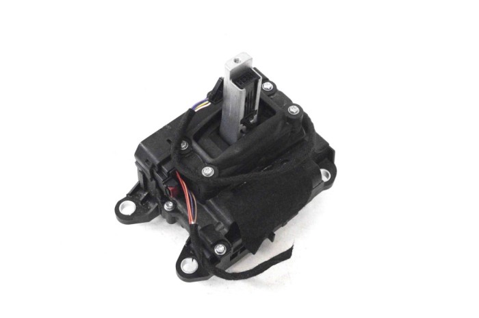 Timonerie cutie de viteze AUDI Q7 4M 2016 OEM: Off-road | 15403420