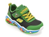 Cumpara ieftin Pantofi sport SKECHERS verzi, PLAY SCENE, din material textil