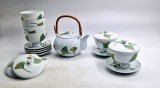 set ceai ARITA Japonia portelan semnate Ryuzan 6 boluri cu picior si capac + ceainic pictat manual frunze ginkgo biloba Asia
