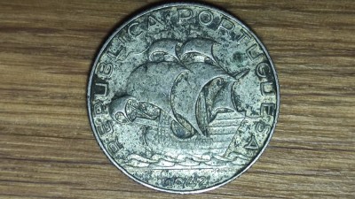 Portugalia - moneda de colectie argint - 2.5 escudos 1942 patina grea - superba barca cu panze ! foto