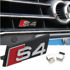 Emblema S4 grila fata Audi, prindere cu cleme