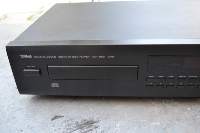 CD player Yamaha CDX 660