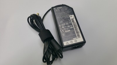 Alimentator laptop second hand original IBM 16V 3.5A FRU 92P1043 mufa 5.5mmx2.5mm foto