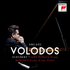 Schubert: Piano Sonata D959. Minuets D 334, D 335 & D 600 | Arcadi Volodos