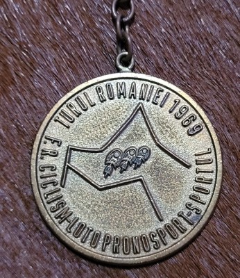 Insigna breloc ciclism foto