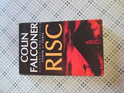 Colin Falconer - Risc foto