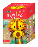 Cumpara ieftin Set de cusut DIY - decoratiune topper pentru creion - Leu