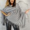 BL996-1822 Poncho cu model in dungi si guler lat