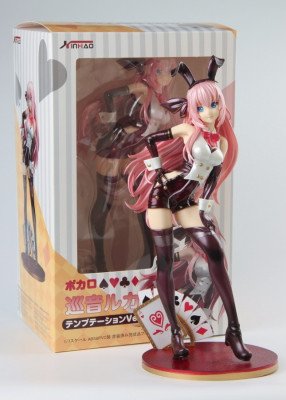 Figurina Hatsune Miku Megurine Luka 26 cm foto