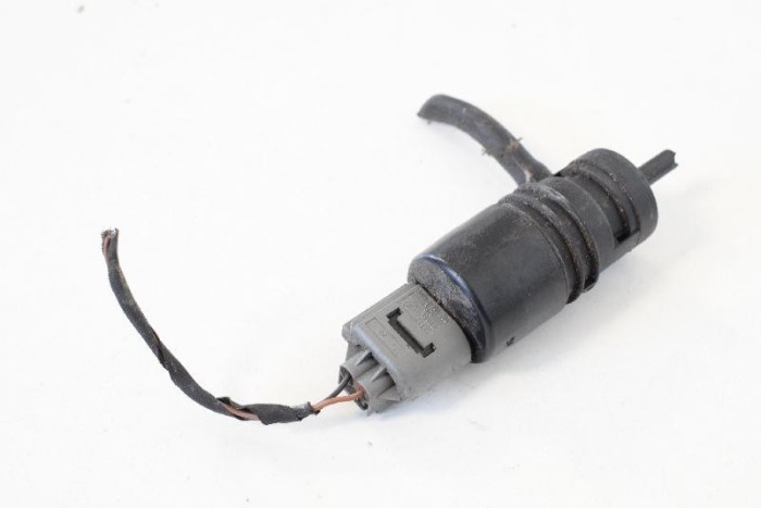 Motor rezervor lichid de parbriz BMW 1 E87 2011 OEM: 7302589 10055859