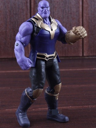 Figurina THANOS 17cm, incheieturi mobile, figurine Marvel Avengers Infinity war