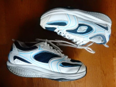 Adidasi ortopedici Skechers Shape-Ups. Marime 38 (25 cm talpic interior). foto