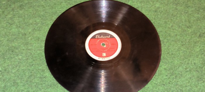 placa ebonita pt. gramofon / patefon ELECTRECORD - PICCOLISSIMA SERENTA