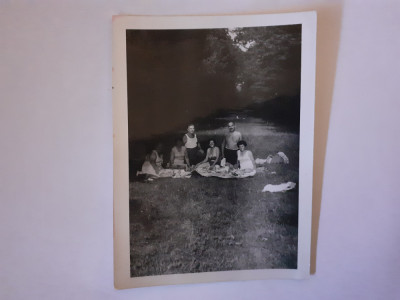 Lot 3 fotografii dimensiuni CP cu grup la iarbă verde la Băile Felix Bihor foto