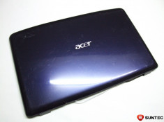 Capac LCD Acer Aspire 5542G 41.4CG03.001 cu o mica urma de lovitura foto