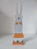 ** Iepure / iepuras de lemn pictat, decor Pasti / gadina, loc de joaca, etc, 35cm inaltime x 9cm latime