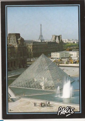 FR1 -Carte Postala - FRANTA- Paris, La pyramide du Louvre, necirculata foto