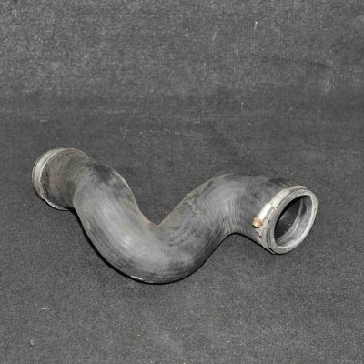 Furtun intercooler dreapta AUDI A4 8E2, B6 2001 OEM: 3B0145834D foto