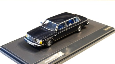 1982 Volvo 264 TE - Matrix 1/43 foto