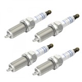 Cumpara ieftin Set 4 bujii scanteie Bosch pentru Toyota Aygo