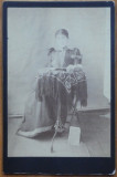 Fotografie pe carton , de secol 19 , mare ; Doamna din familia Cantacuzino