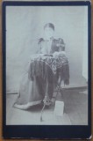 Cumpara ieftin Fotografie pe carton , de secol 19 , mare ; Doamna din familia Cantacuzino