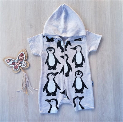 Salopeta maneca scurta de vara Pinguin Bej bebelusi bumbac 0-12 luni foto