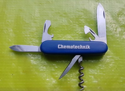 F943-I-Briceag CHEMOTECHNIK VictorInox Stainless Rostfrei Officier Suisse. foto