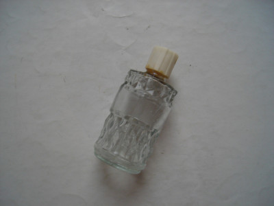 Sticluta de parfum/colonie din perioada comunista, circa 30 ml foto