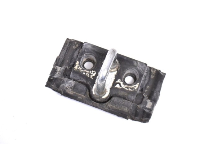 Zăvor de siguranță haion MERCEDES-BENZ R W251, V251 2011 OEM: A1647400132 12021797