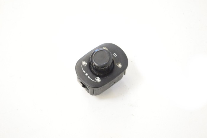 Comutator PORSCHE CAYENNE 9PA 2005 OEM: 7L5959565 11415001