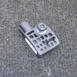 Senzor de impact dreapta față TESLA MODEL S 2017 OEM: 1005274-00-B | 4126273